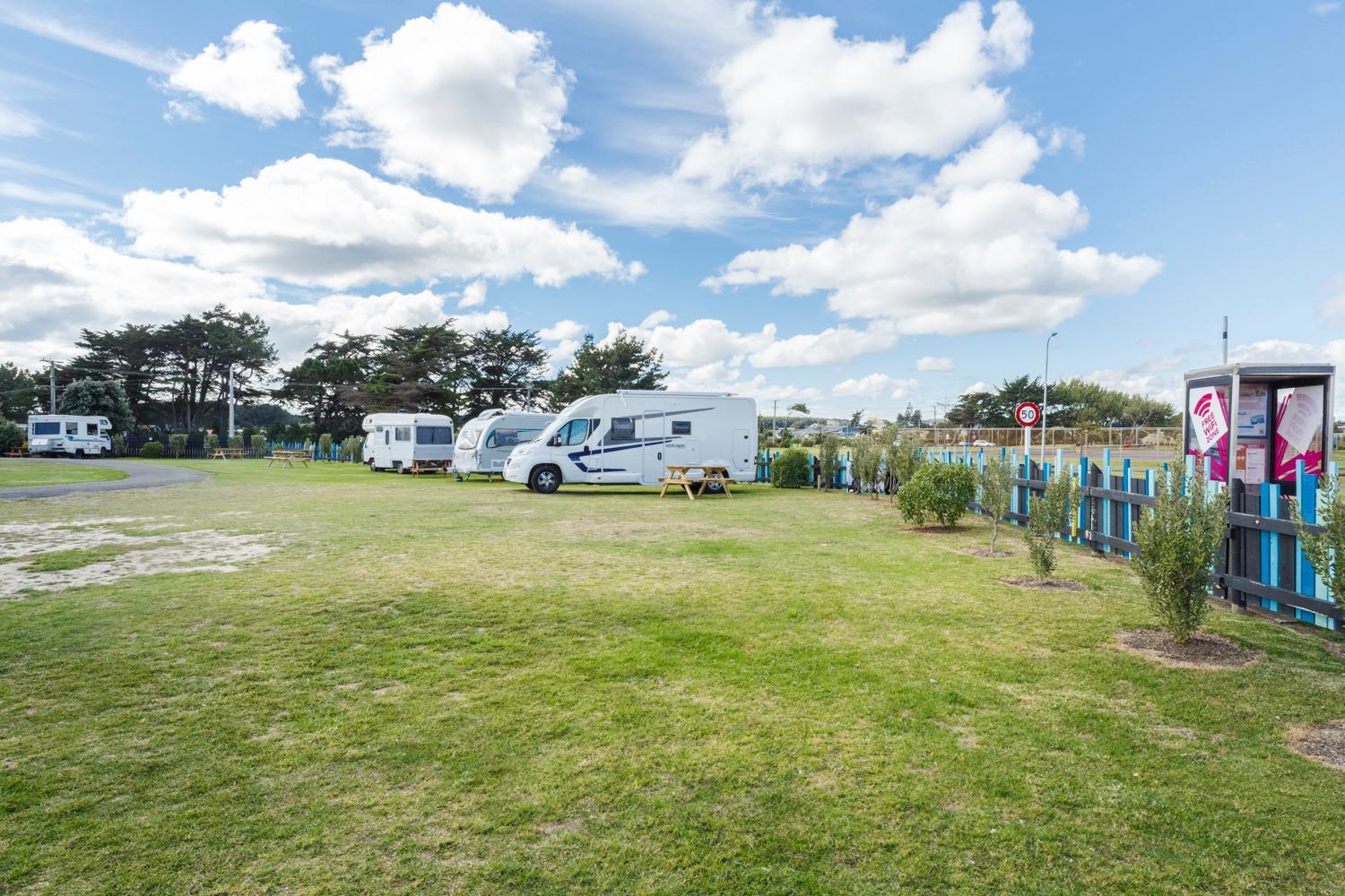 Foxton Beach Holiday Park 외부 사진