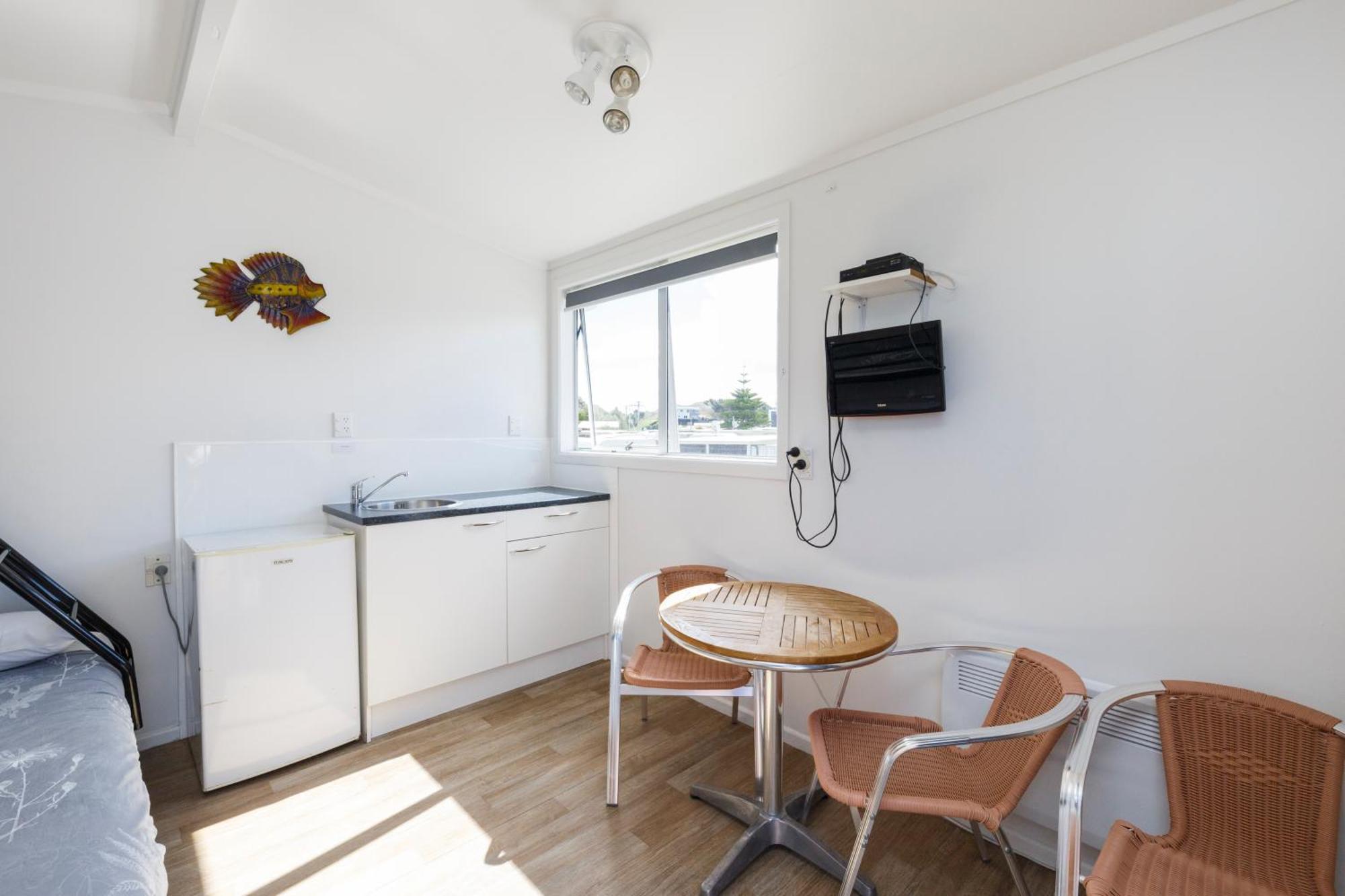 Foxton Beach Holiday Park 외부 사진